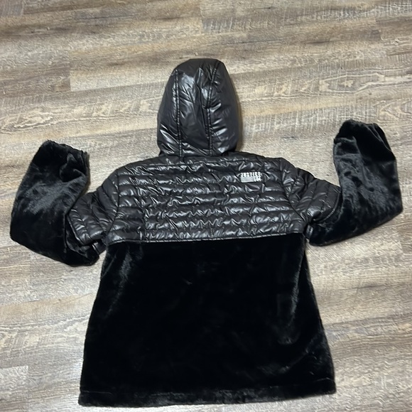 Justice NWT!!🎊girls, light weight full, zip, hooded jacket, size 16/18 - Picture 6 of 16